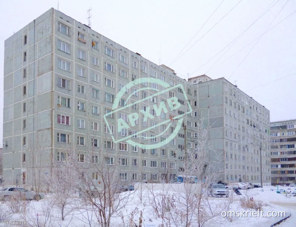 Малосемейка в октябрьском. Омск, микрорайон крутая горка, ул. Силина, 11. Панельные малосемейки. Малосемейка дом. Малосемейка в пятиэтажках.
